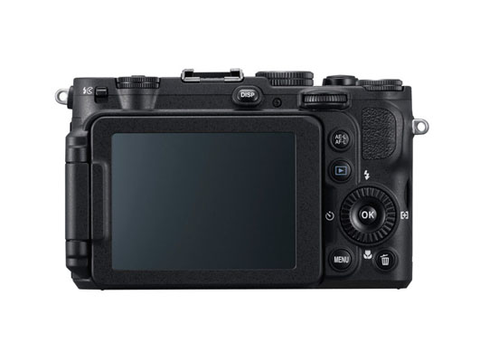 Nikon Coolpix P7700 back